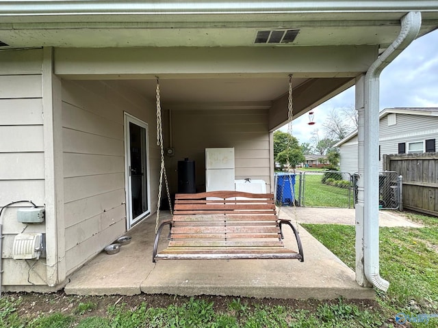 1300 7th Ave, Athens, AL 35611 - view of patio / terrace with fence