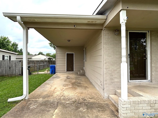 1300 7th Ave, Athens, AL 35611 - view of patio