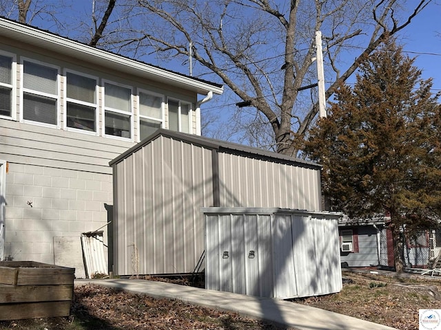 exterior space featuring an outdoor structure