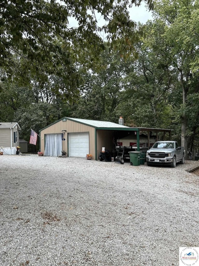 view of detached garage