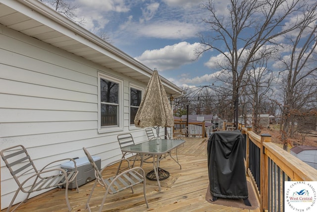 deck with grilling area