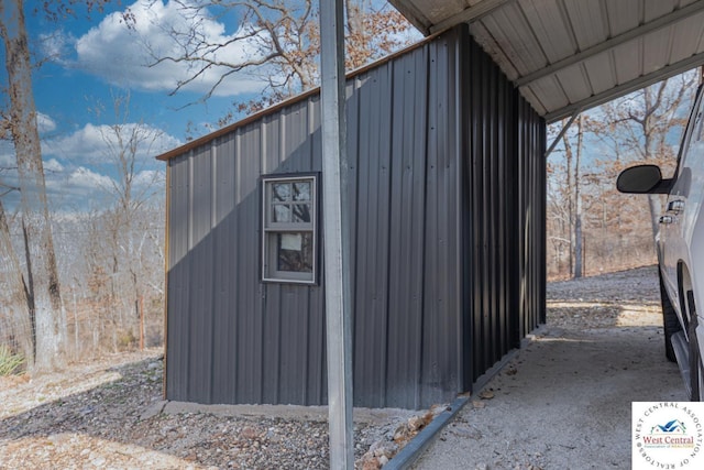 view of outbuilding with an outbuilding