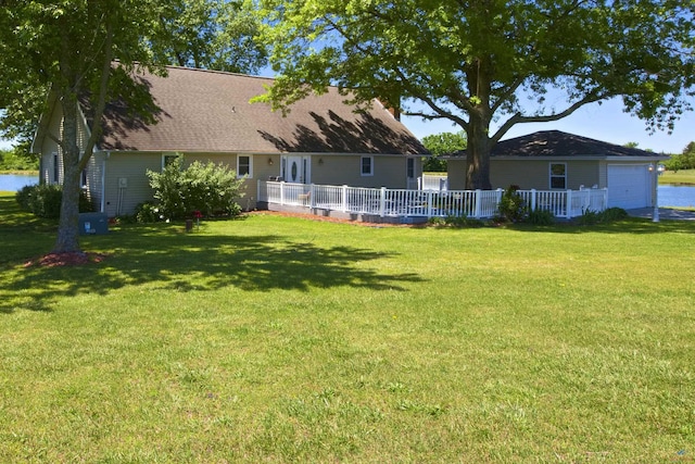 view of yard with a garage