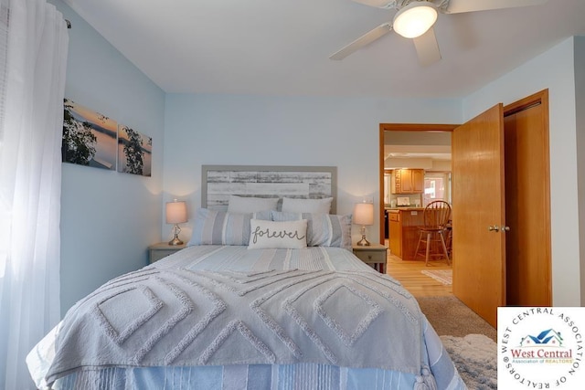 bedroom featuring ceiling fan