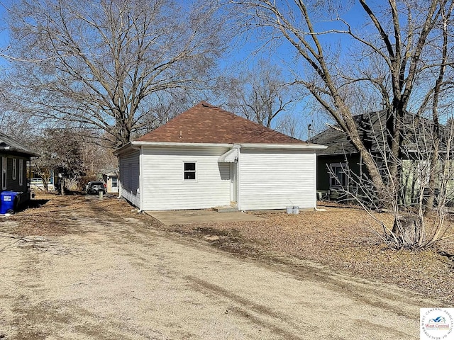 exterior space featuring driveway