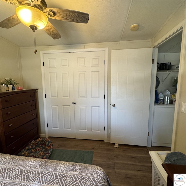 33039 Hilty Ave, Warsaw, MO 65355 - bedroom with wood finished floors, ceiling fan, and a closet