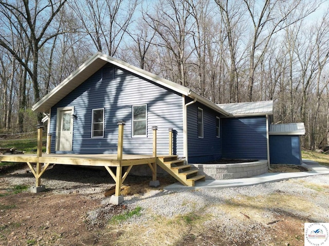 view of front facade featuring a deck