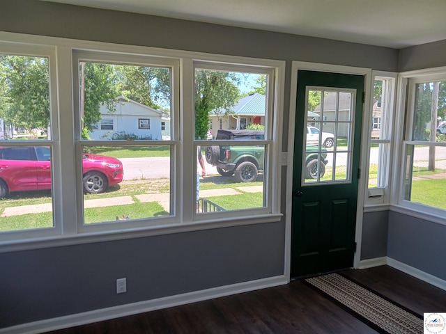 501 S Oak St, Versailles, MO 65084 - foyer featuring healthy amount of natural light and dark wood-style flooring