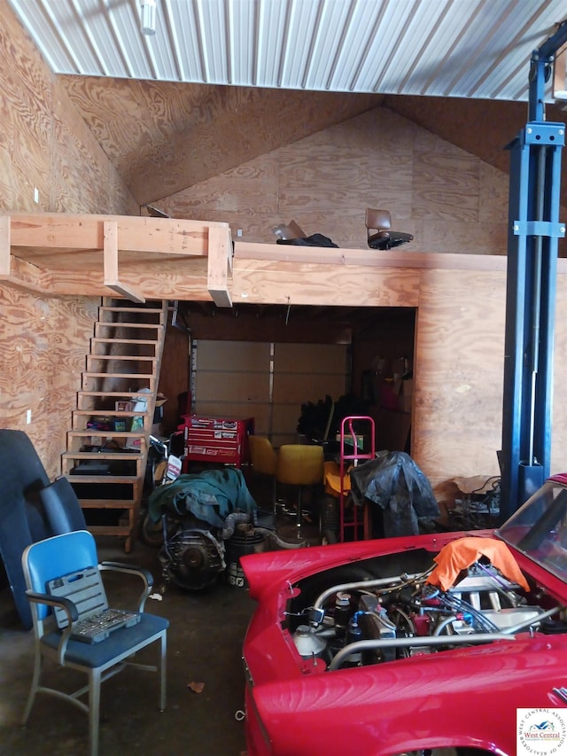 501 S Oak St, Versailles, MO 65084 - view of garage