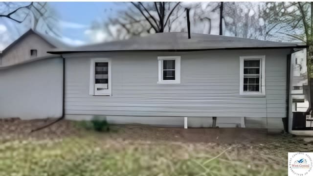 107 W Benton St, Clinton, MO 64735 - view of side of property
