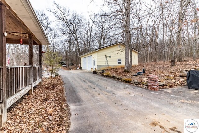 25733 Macks Ave, Warsaw, MO 65355 - exterior space featuring aphalt driveway