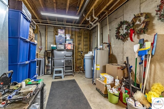 25733 Macks Ave, Warsaw, MO 65355 - interior space featuring water heater