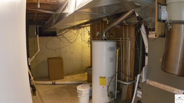 1903 E Alfresco St, Clinton, MO 64735 - utilities with water heater