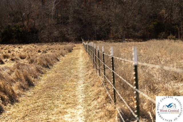 000 SE J Hwy, Collins, MO 64738