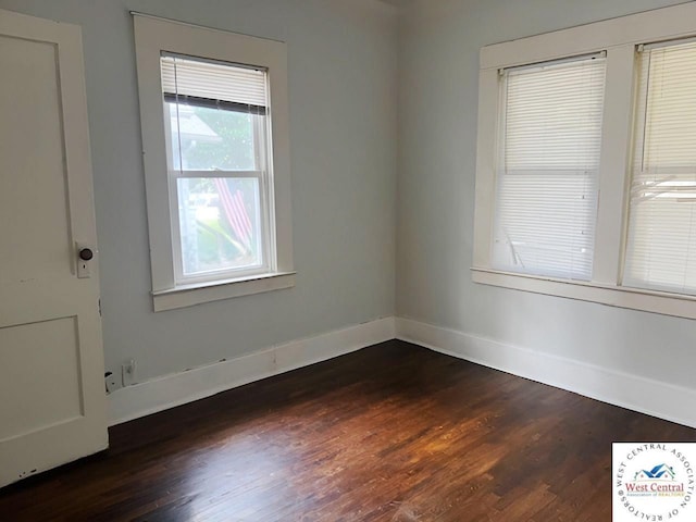 1104 S Barrett Ave, Sedalia, MO 65301 - photo 6