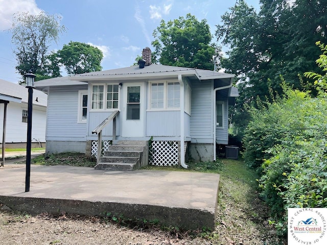 1104 S Barrett Ave, Sedalia, MO 65301 - photo 3