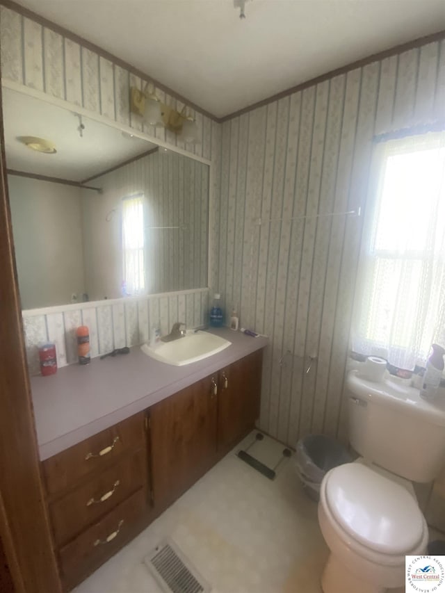 420 N Poplar St, Appleton City, MO 64724 - photo 6