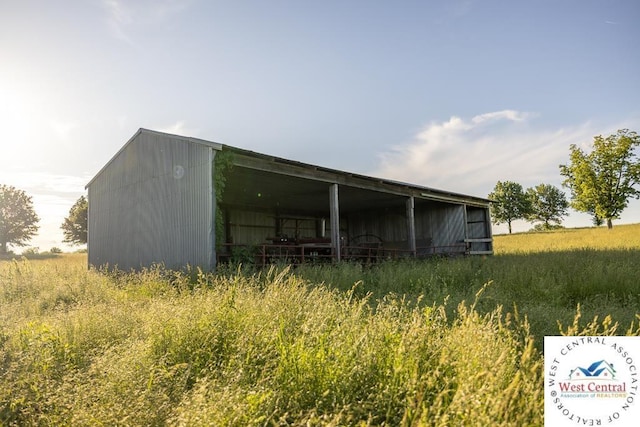 662 W 6th St, Schell City, MO 64783 - view of pole building