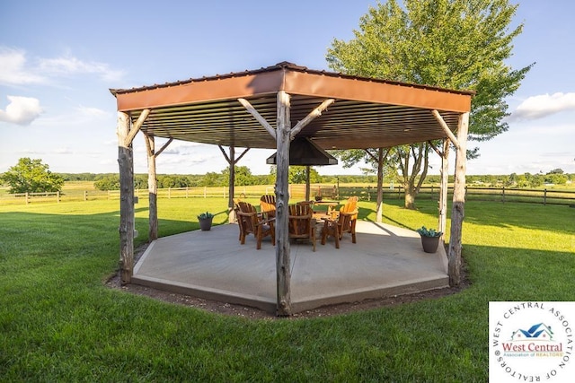 662 W 6th St, Schell City, MO 64783 - view of patio