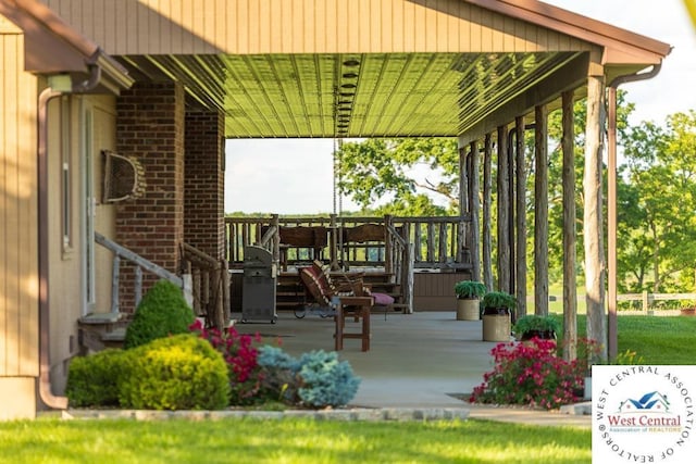 662 W 6th St, Schell City, MO 64783 - view of patio / terrace