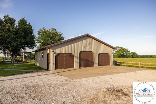 662 W 6th St, Schell City, MO 64783 - view of detached garage