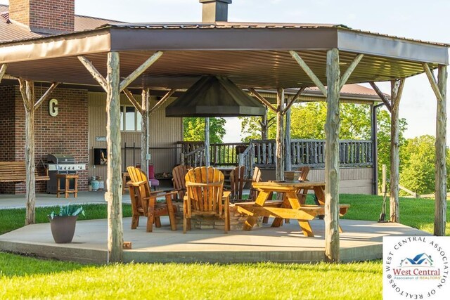 662 W 6th St, Schell City, MO 64783 - view of patio / terrace featuring area for grilling