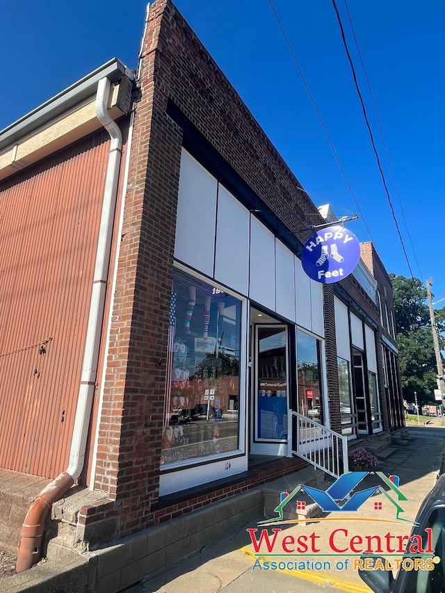 104 E Main St, Cole Camp, MO 65325 - view of property