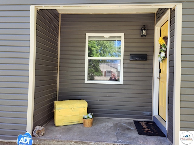 view of entrance to property