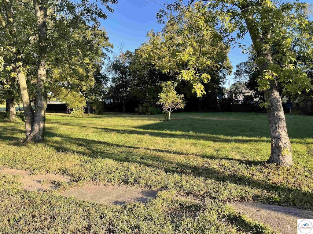 107 E Boonville St, Sedalia, MO 65301 - photo 3