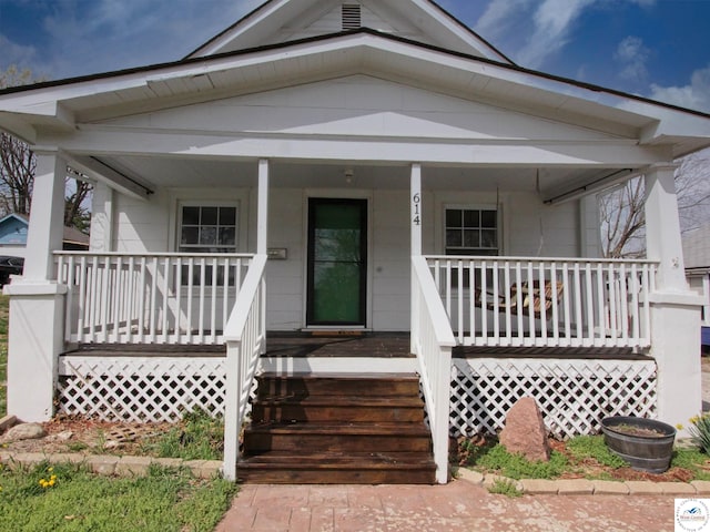 view of front of property with a porch