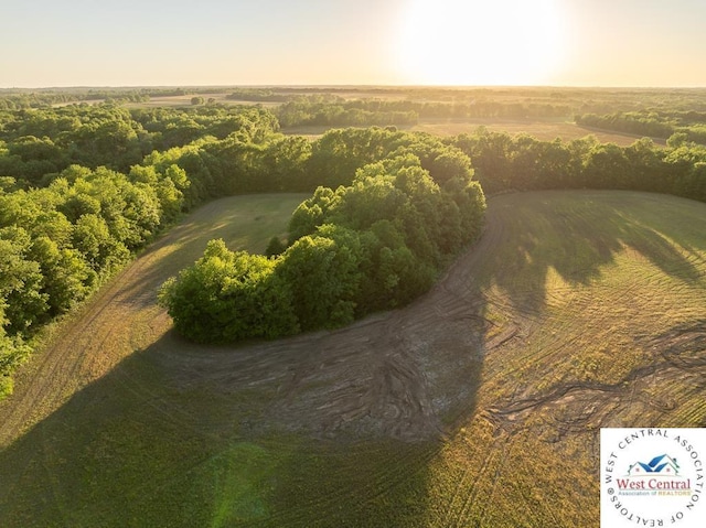 TRACTA NE 900th Rd, Knob Noster, MO 65336