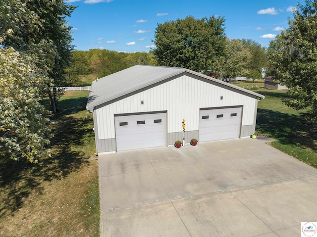 view of detached garage