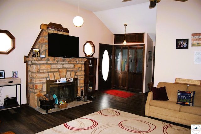 31150 Highview Rd, Edwards, MO 65326 - living area with wood finished floors, lofted ceiling, and ceiling fan