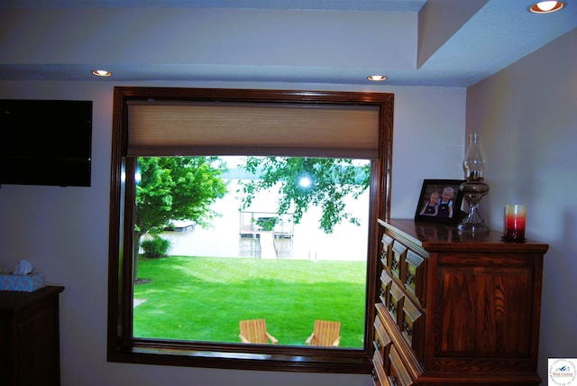 31150 Highview Rd, Edwards, MO 65326 - entryway featuring recessed lighting