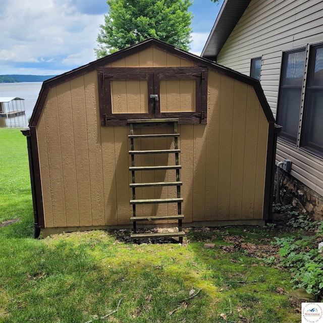 31150 Highview Rd, Edwards, MO 65326 - view of side of property featuring a lawn