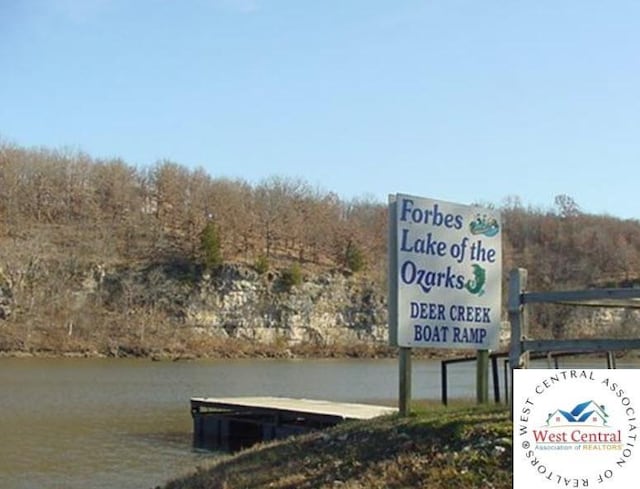 Neuharth Cir, Edwards, MO 65326