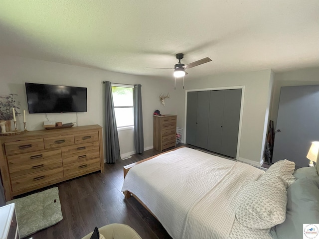22756 Hickory Chapel Ave, Lincoln, MO 65338 - bedroom featuring dark wood-type flooring, a closet, ceiling fan, and baseboards