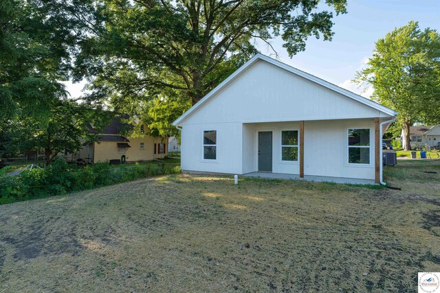 1504 E 7th St, Sedalia, MO 65301 - back of house