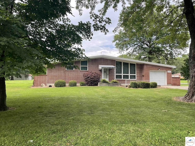 110 W 32nd St, Sedalia, MO 65301 - photo 1