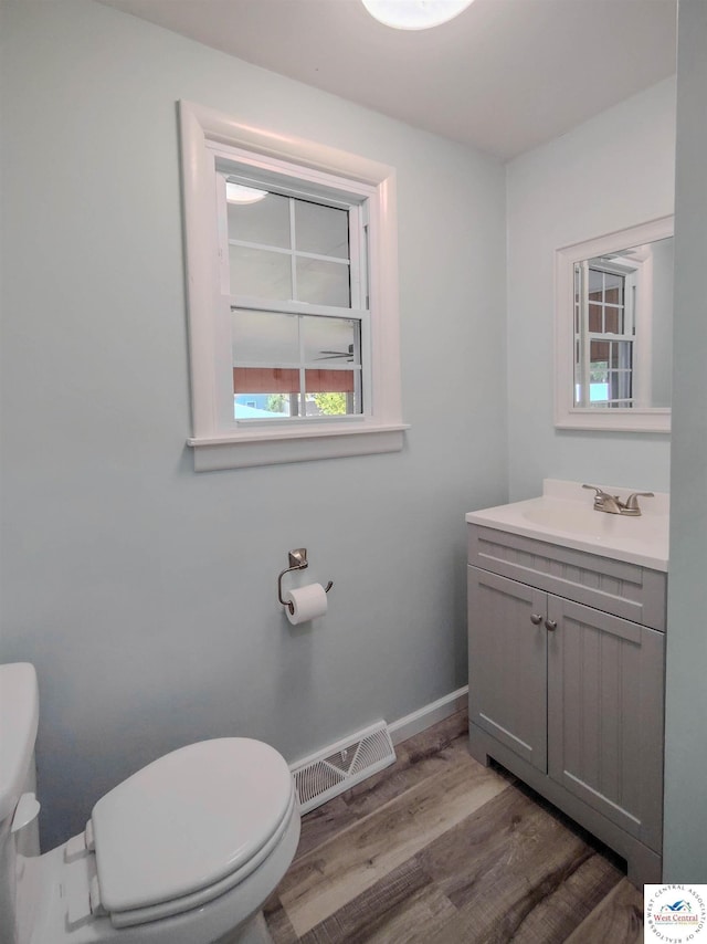 1351 S Lafayette Ave, Marshall, MO 65340 - photo 9