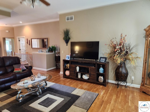 807 S Iowa Cir, Clinton, MO 64735 - photo 11