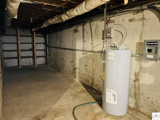 45869 E Hwy, Milan, MO 63556 - unfinished basement with water heater