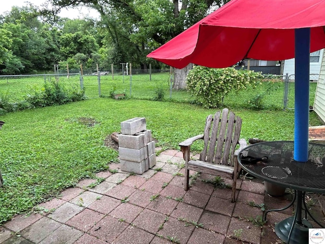 1511 Polk St, Warsaw, MO 65355 - view of patio