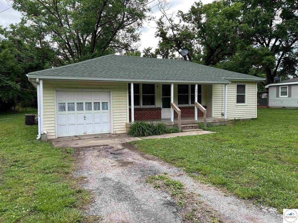 1511 Polk St, Warsaw, MO 65355 - photo 1