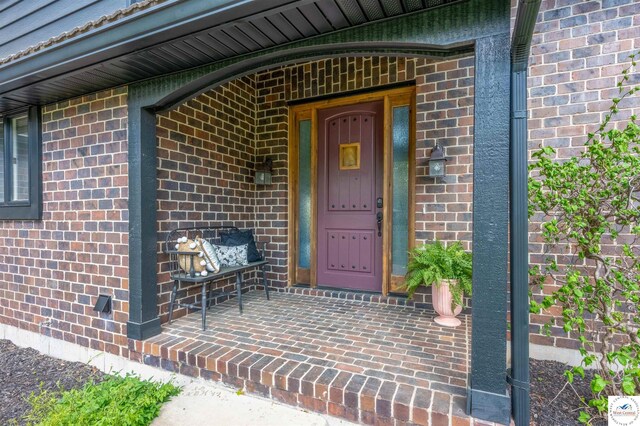 1715 Sycamore Dr, Sedalia, MO 65301 - entrance to property with brick siding