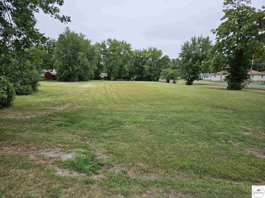 TBD E 15th St, Sedalia, MO 65301 - photo 2