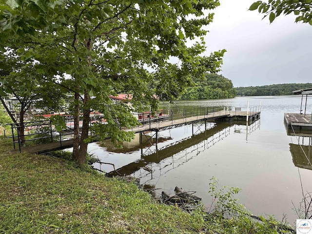 29193 Roundhouse Ave, Lincoln, MO 65338 - dock featuring a water view