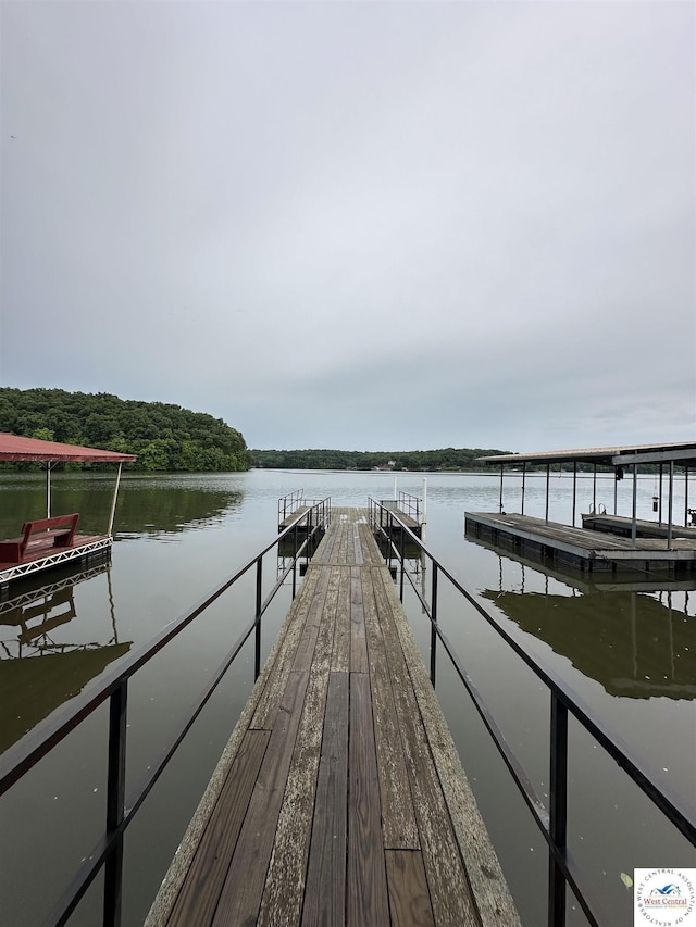 29193 Roundhouse Ave, Lincoln, MO 65338 - dock area featuring a water view