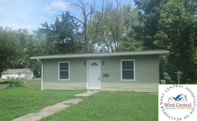 501 E Walnut St, Sedalia, MO 65301 - photo 1