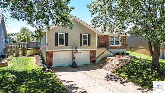 324 NW Palmer Dr, Blue Springs, MO 64014 - photo 1
